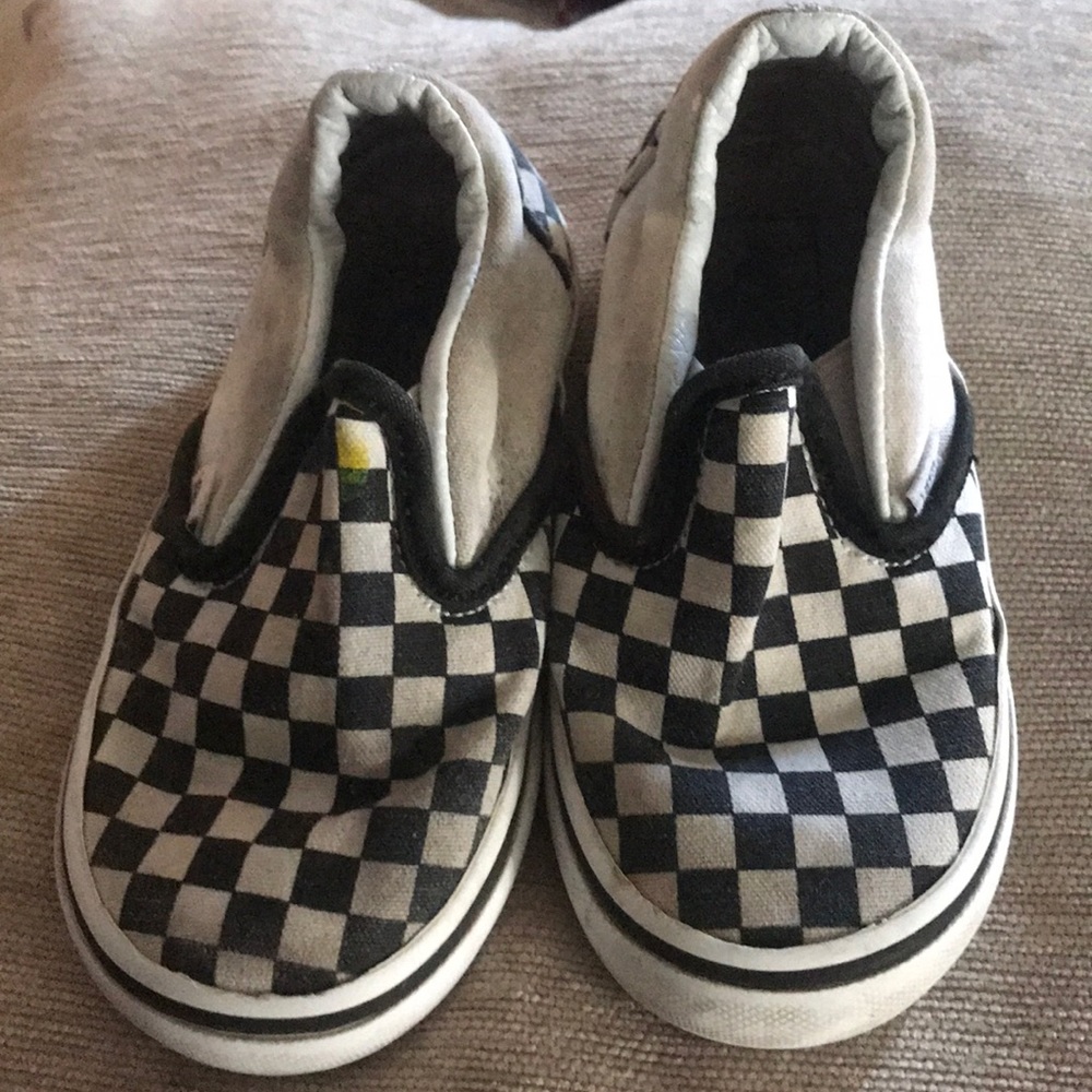Used checkers vans toddler size 7.5